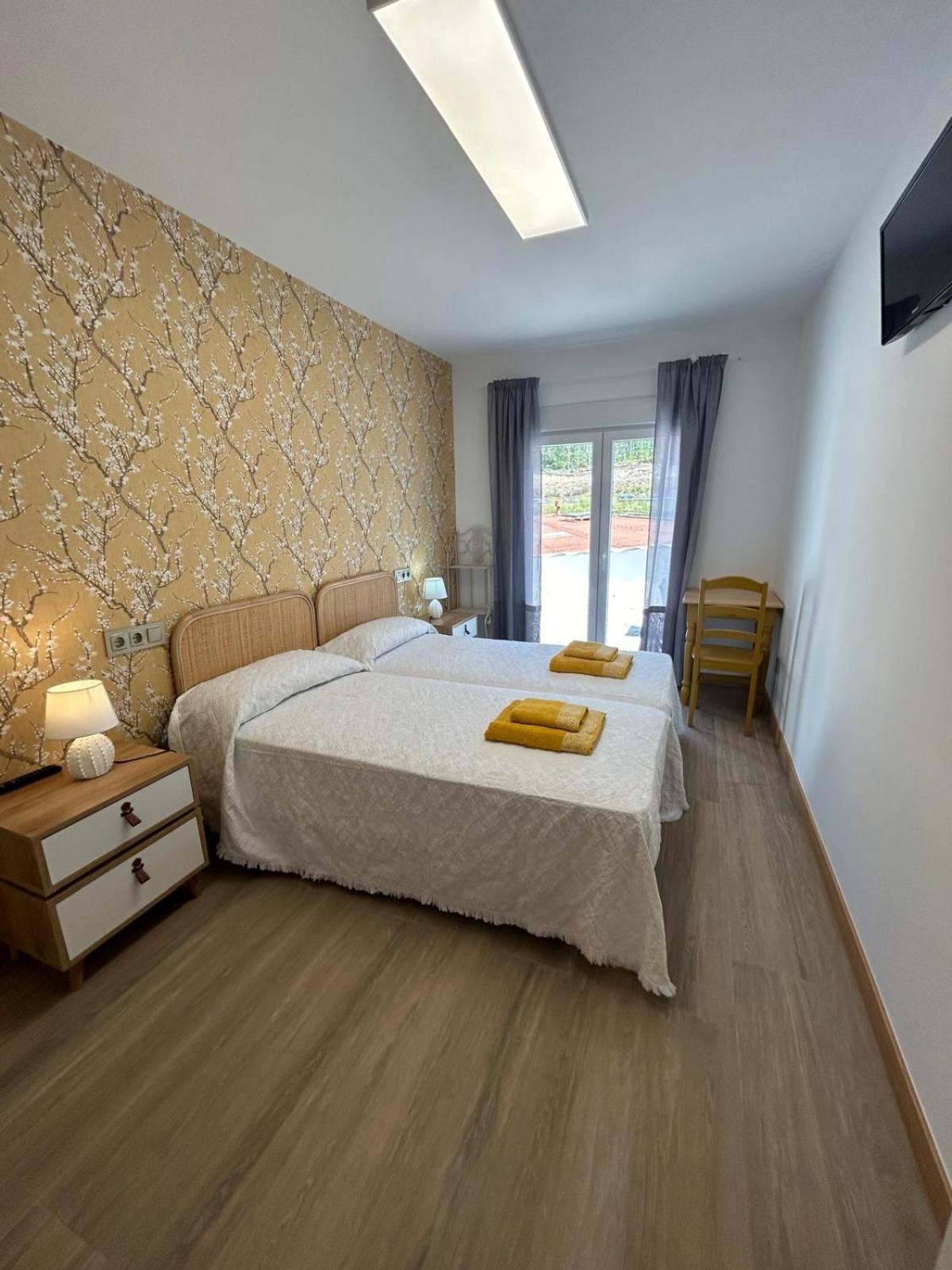 Apartamentos Torres Del Milladoiro Ames Exterior photo