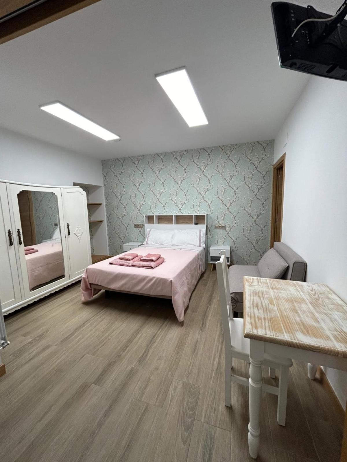 Apartamentos Torres Del Milladoiro Ames Exterior photo