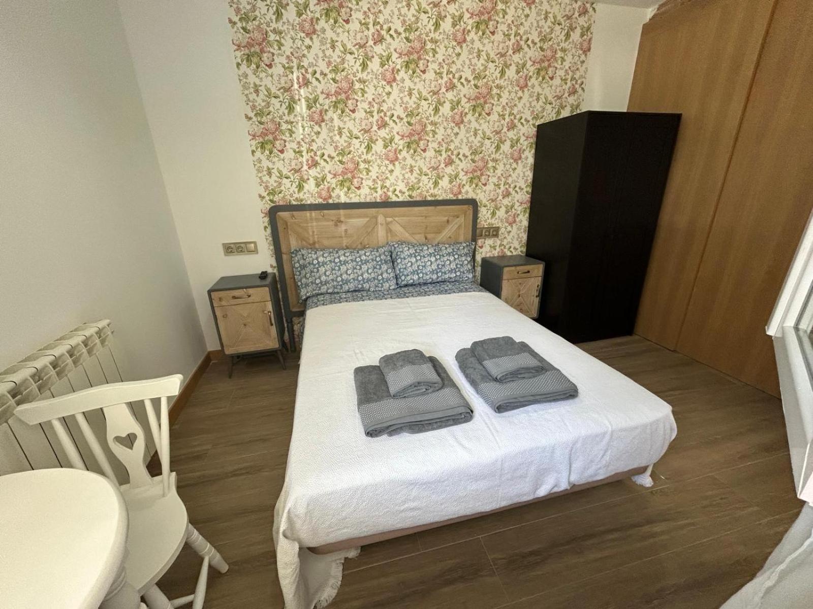 Apartamentos Torres Del Milladoiro Ames Exterior photo