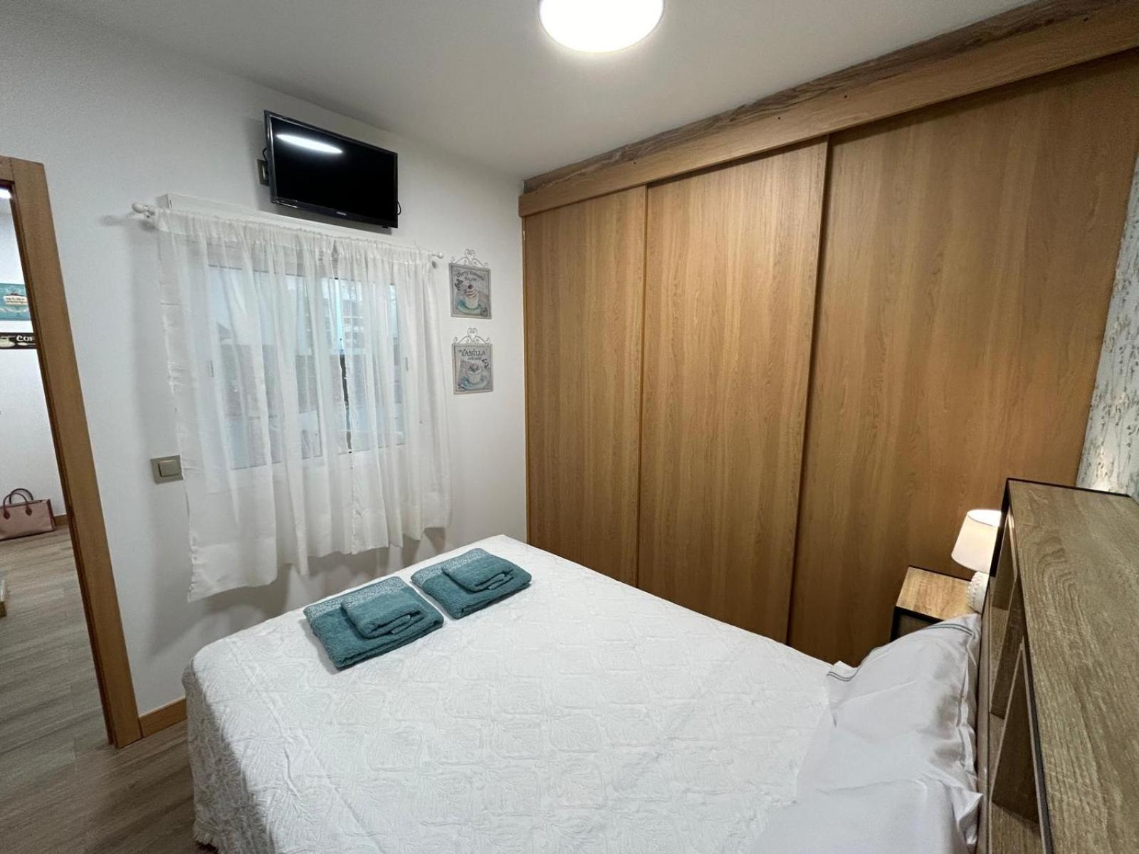 Apartamentos Torres Del Milladoiro Ames Exterior photo